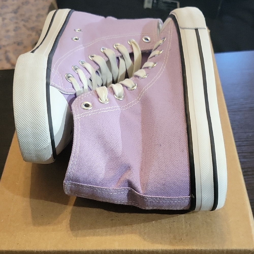 Purple Canvas High-Top Sneakers Womens 6 Boys 4.5 EUC - Picture 8 of 10